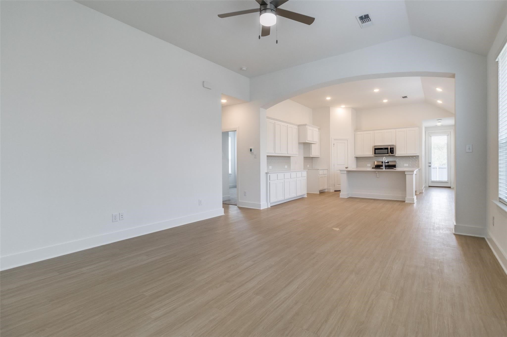 1249 Newport Street – photo 2