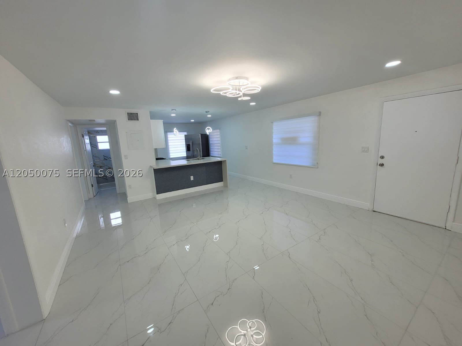 3831 SW 79th Ave – photo 3