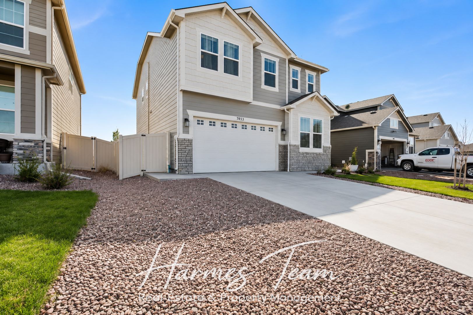 Beautiful 5 Bedroom Home in the Trails of Aspen Ridge – photo 2