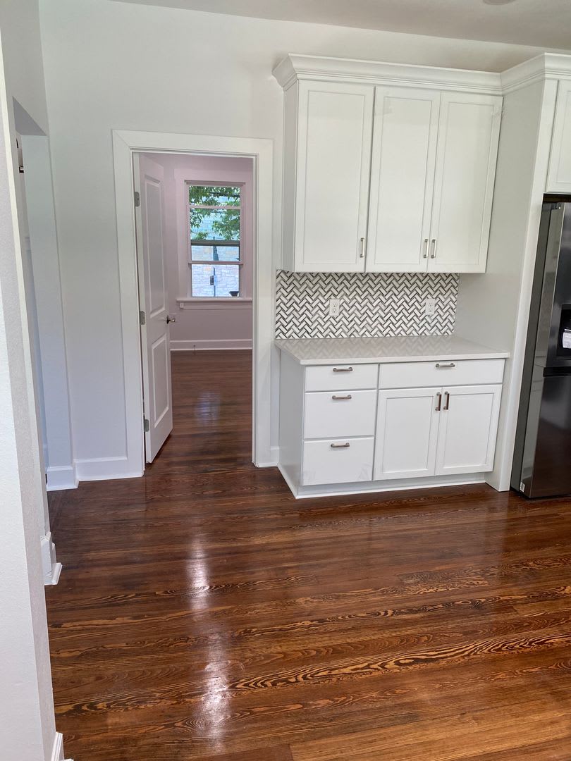 Ut Pre Lease 4 Bed 2 Bath Full Remodel West Campus Fourplex Unit Walk To Ut Entertainment Restaurants And More – photo 5