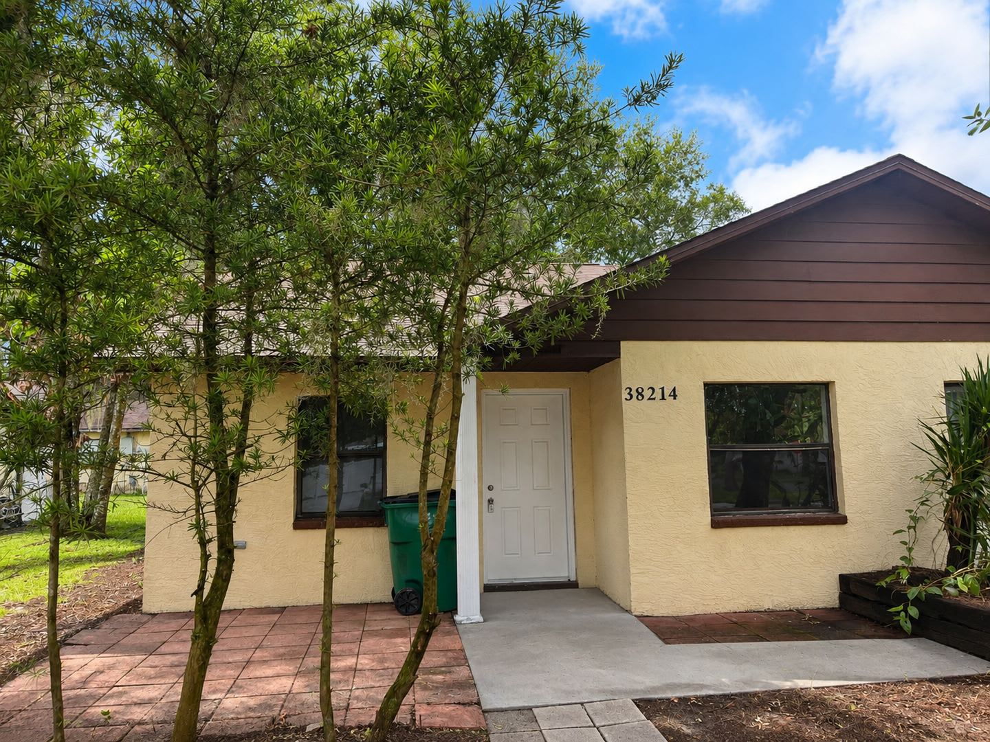 38214 7th Ave Duplex – photo 1