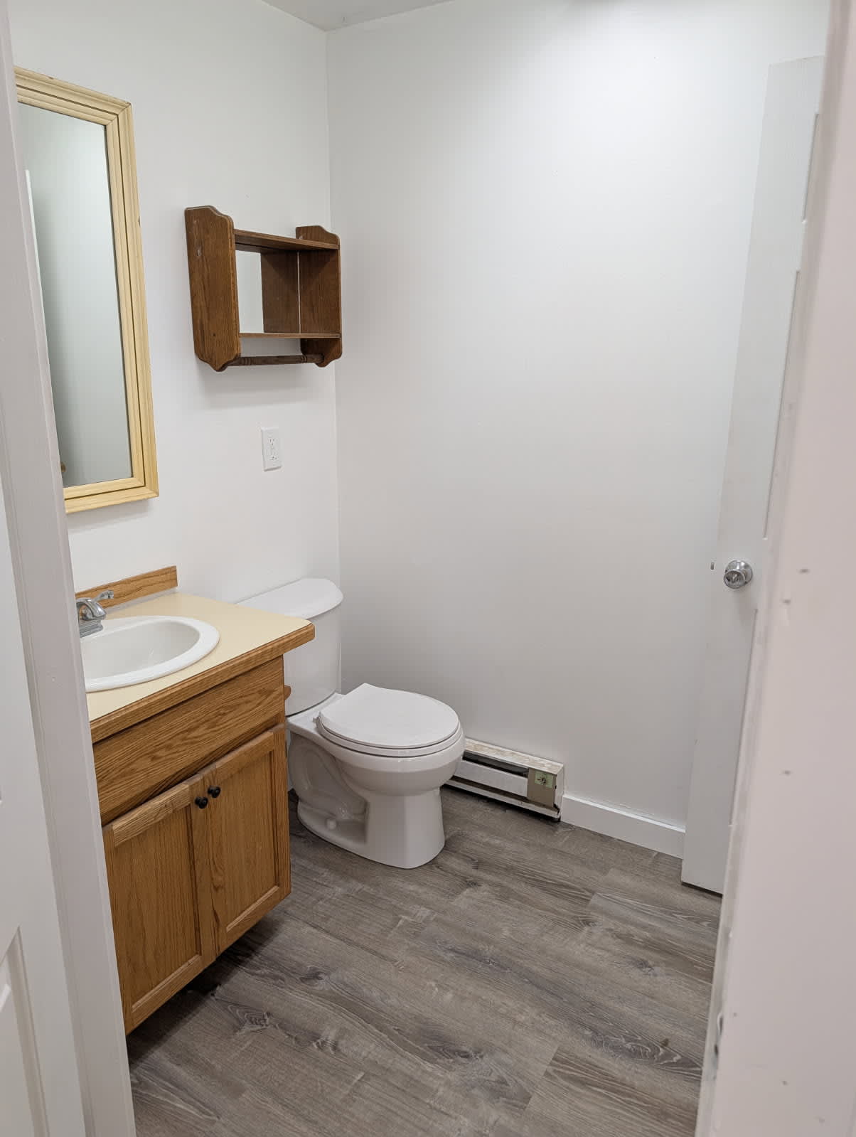 236 W Main St – photo 3