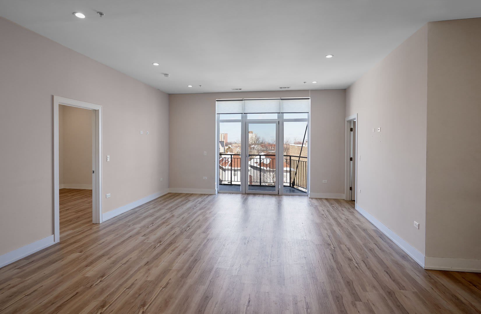 926 E 43rd Street – photo 3
