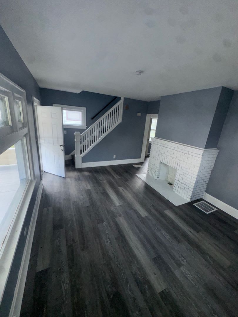 Charming 3 Bedroom Property In Prime Location Section 8 Vouchers Accepted – photo 4