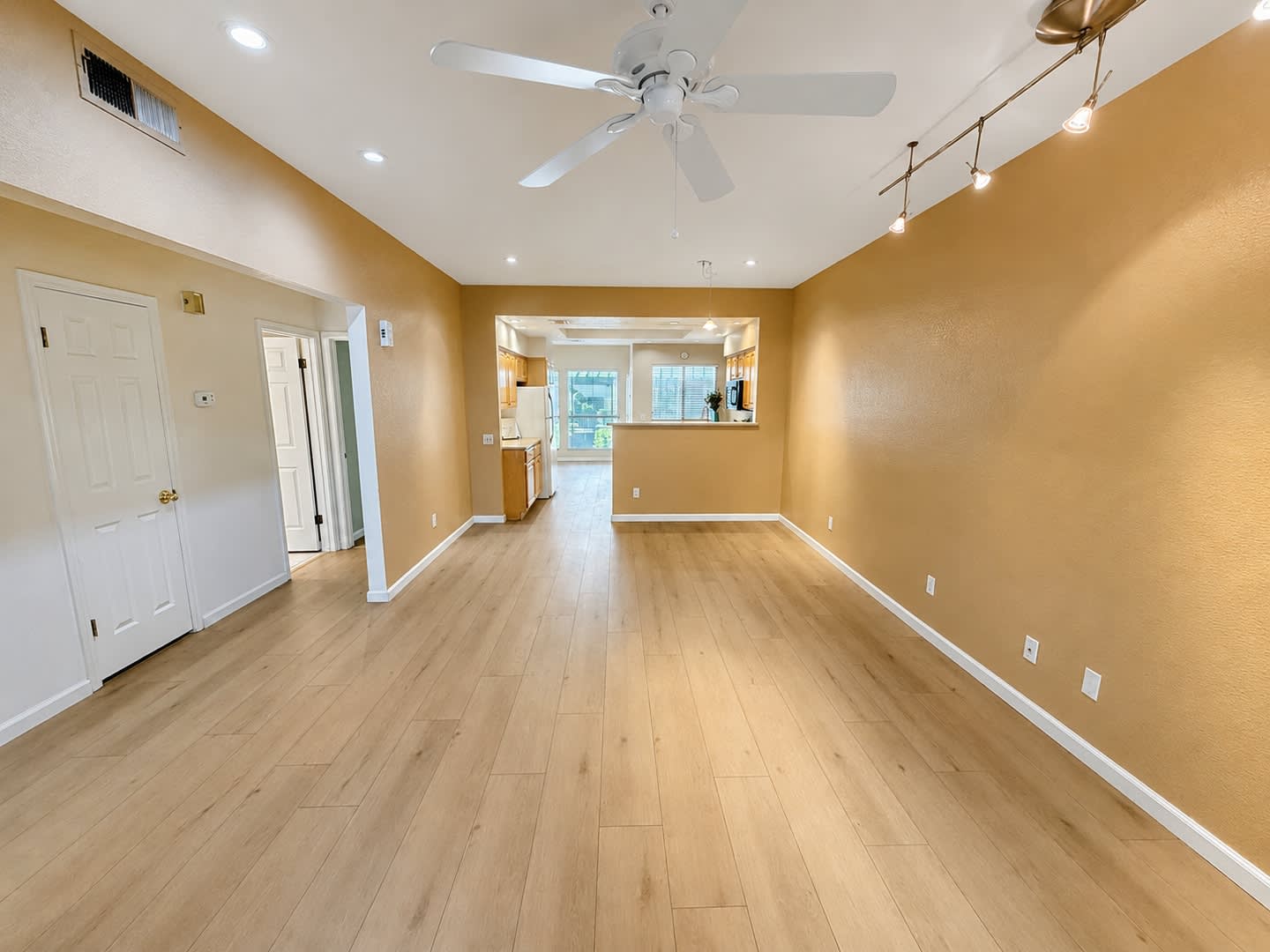 Live in the Heart of Downtown Phoenix – photo 4