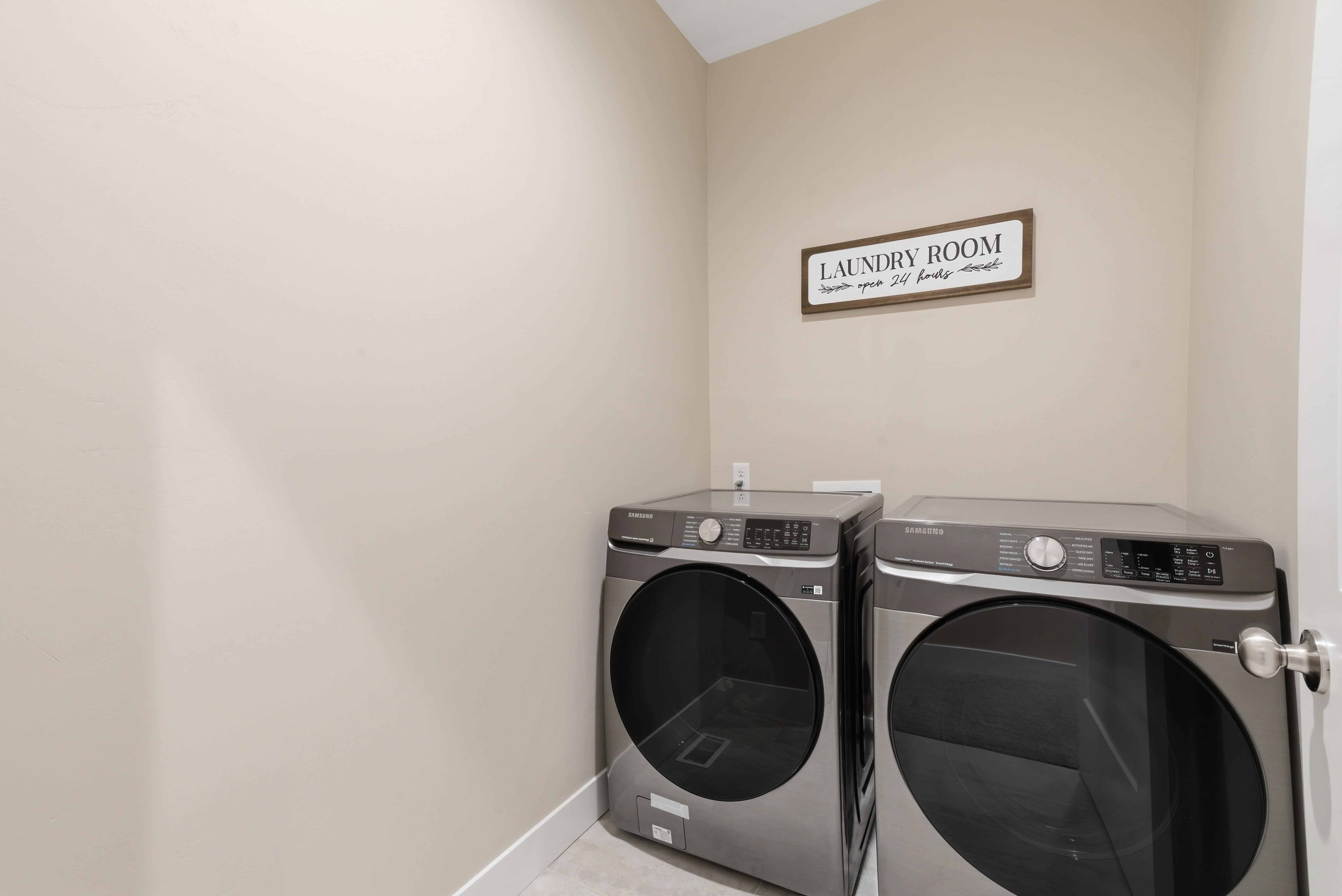 1562 East 3900 South – photo 3