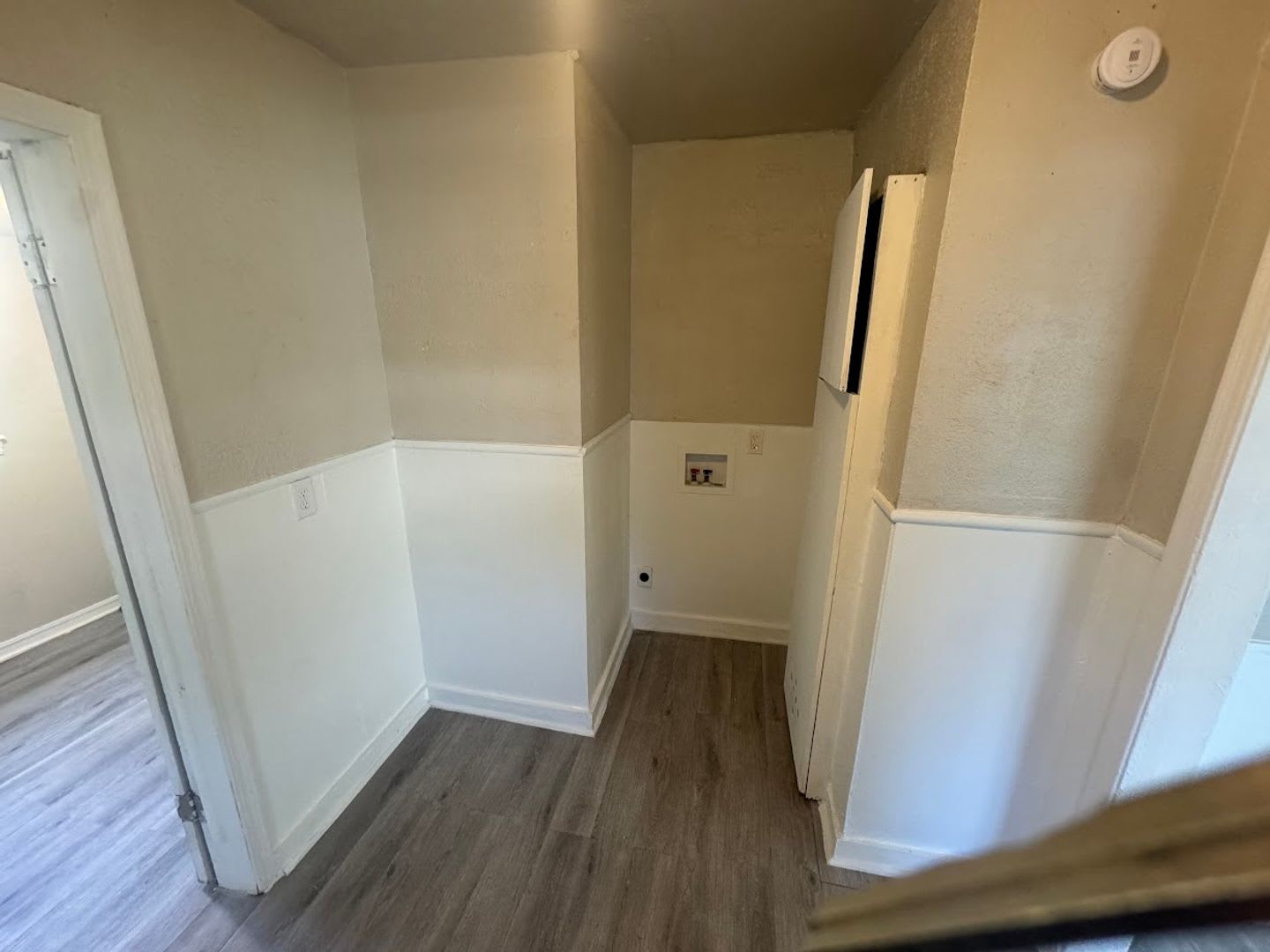 2 bedroom 1 bath house – photo 2