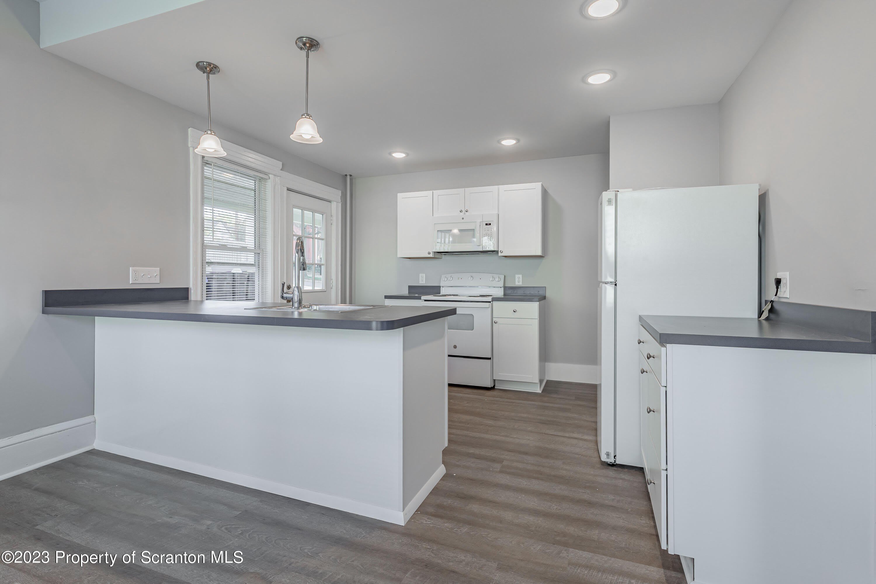 802 Quincy Avenue – photo 3