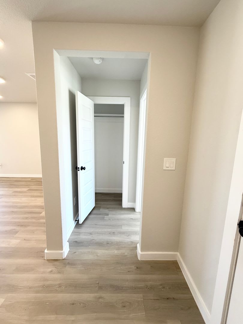 Charming 2025 Betenbough Build Located In Upland West! – photo 5