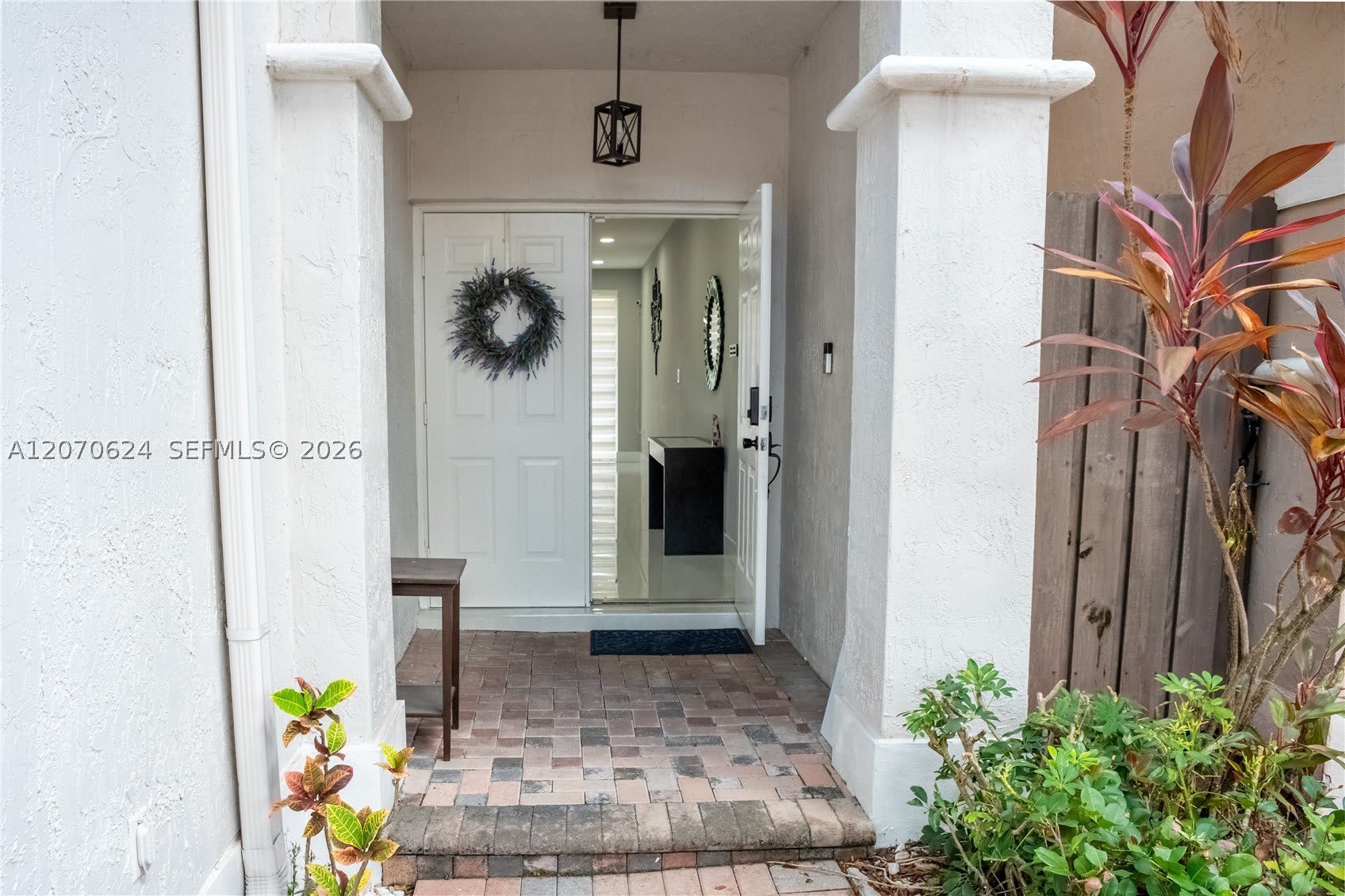 7333 NW 113th Ct – photo 3