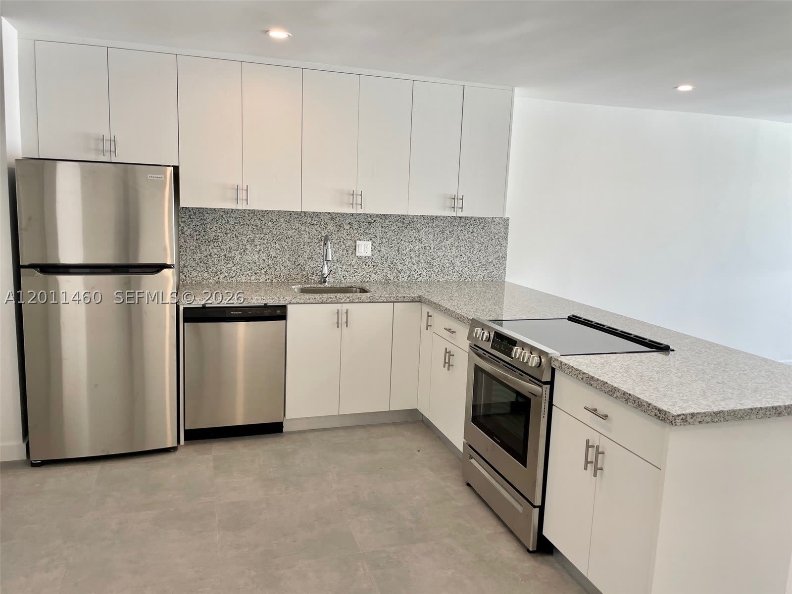 5711 NW 28th St – photo 2