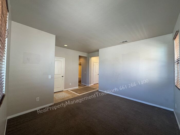 5764 Paddington Drive – photo 3