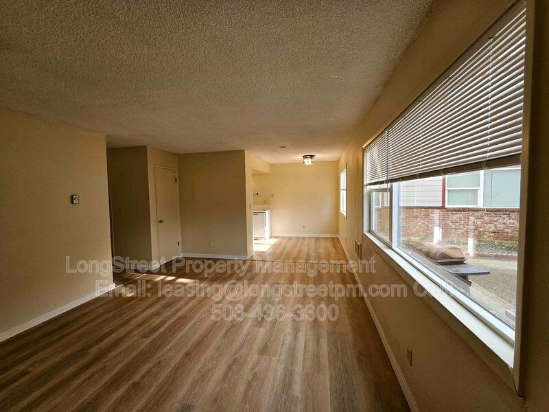 780 NW Joy Ave – photo 4