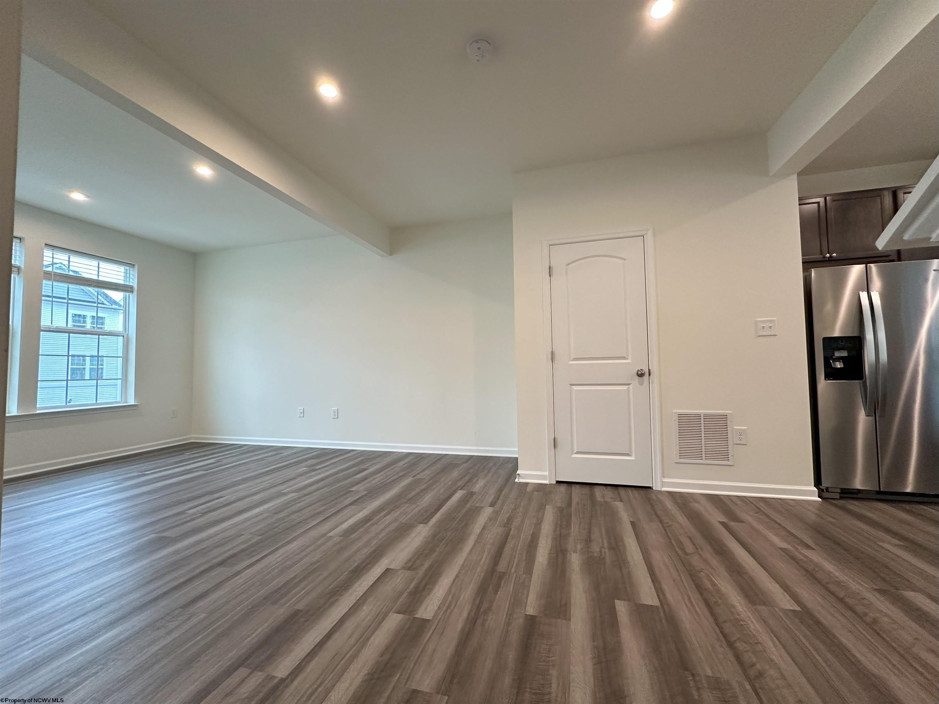 317 Bay Street – photo 3