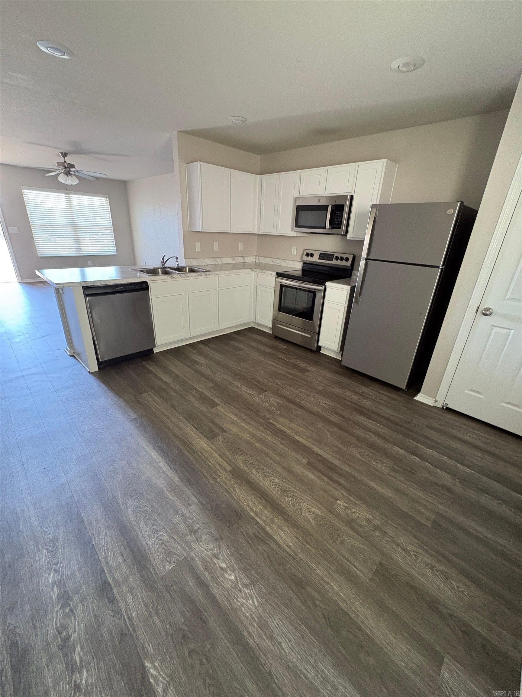 2097 Bentwood Drive – photo 3