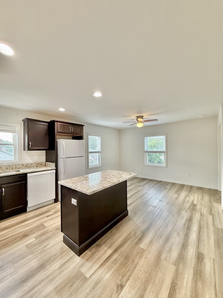 222 West Broadway Avenue – photo 5