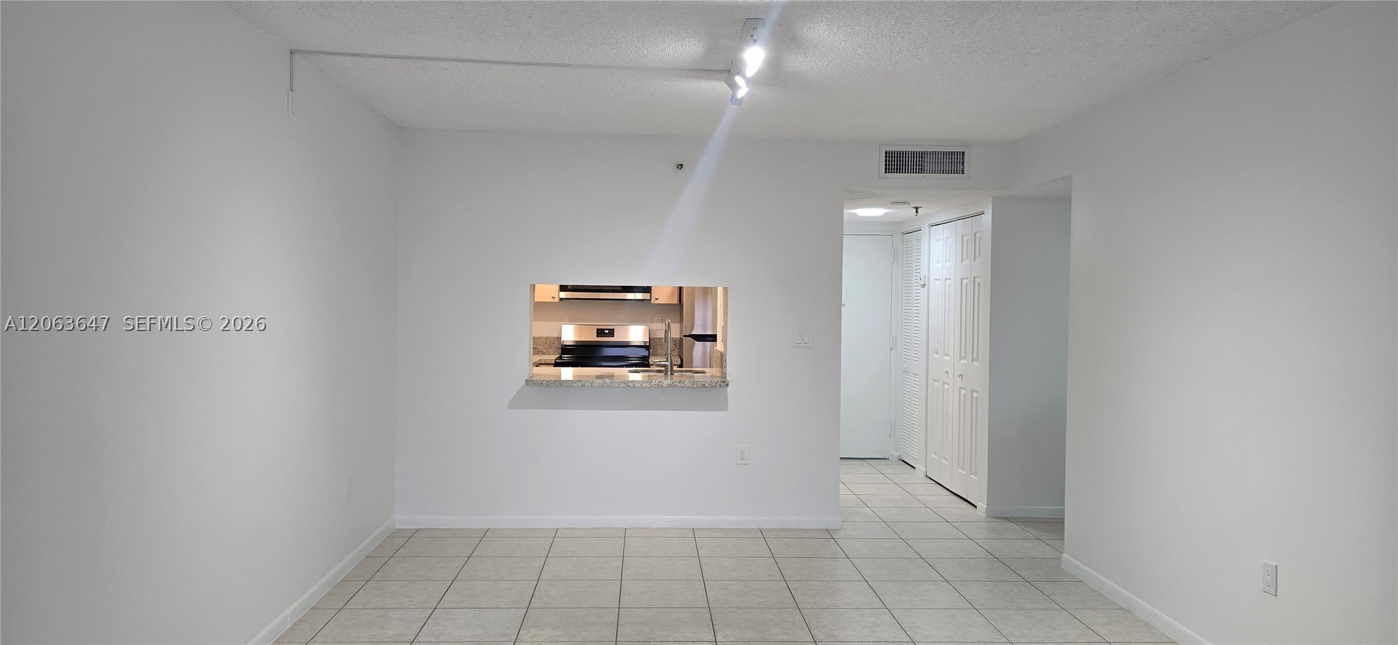 9688 Fontainebleau Blvd – photo 3