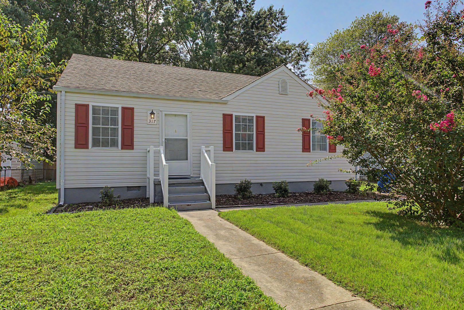 317 Maney Dr – photo 1