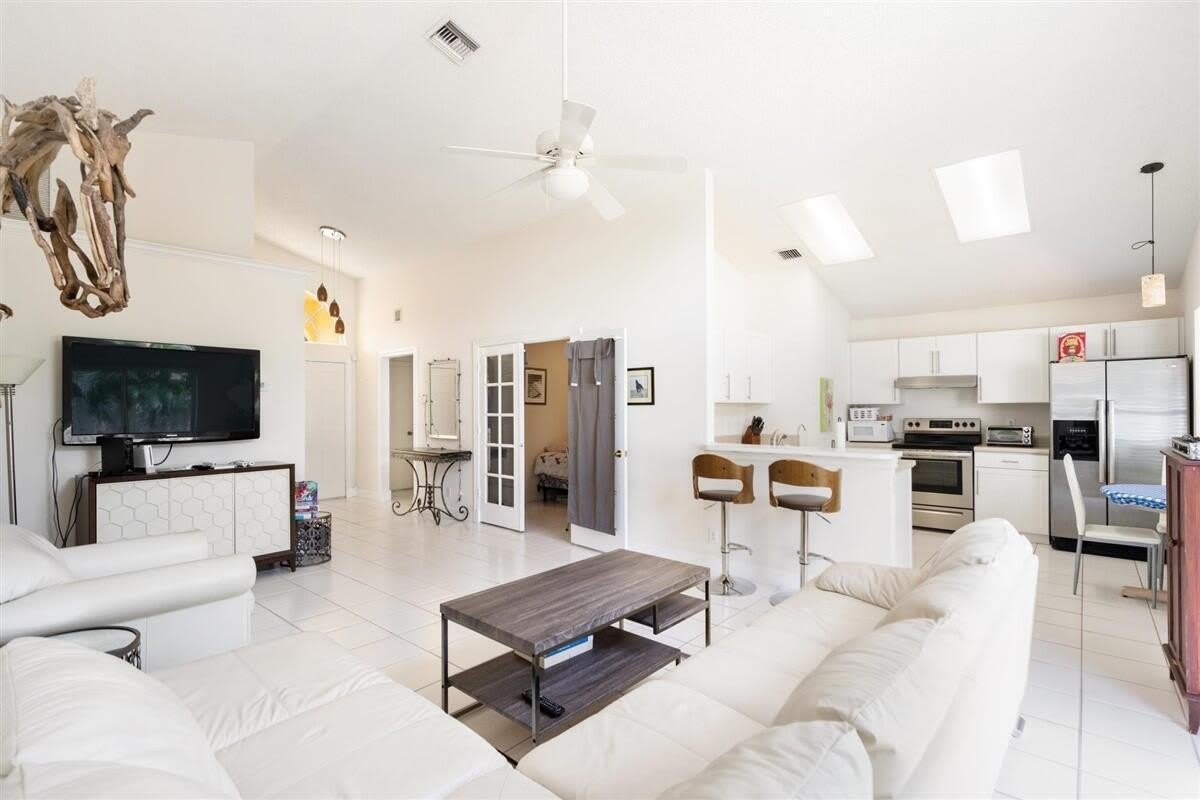 2606 Bedford Mews Drive – photo 5