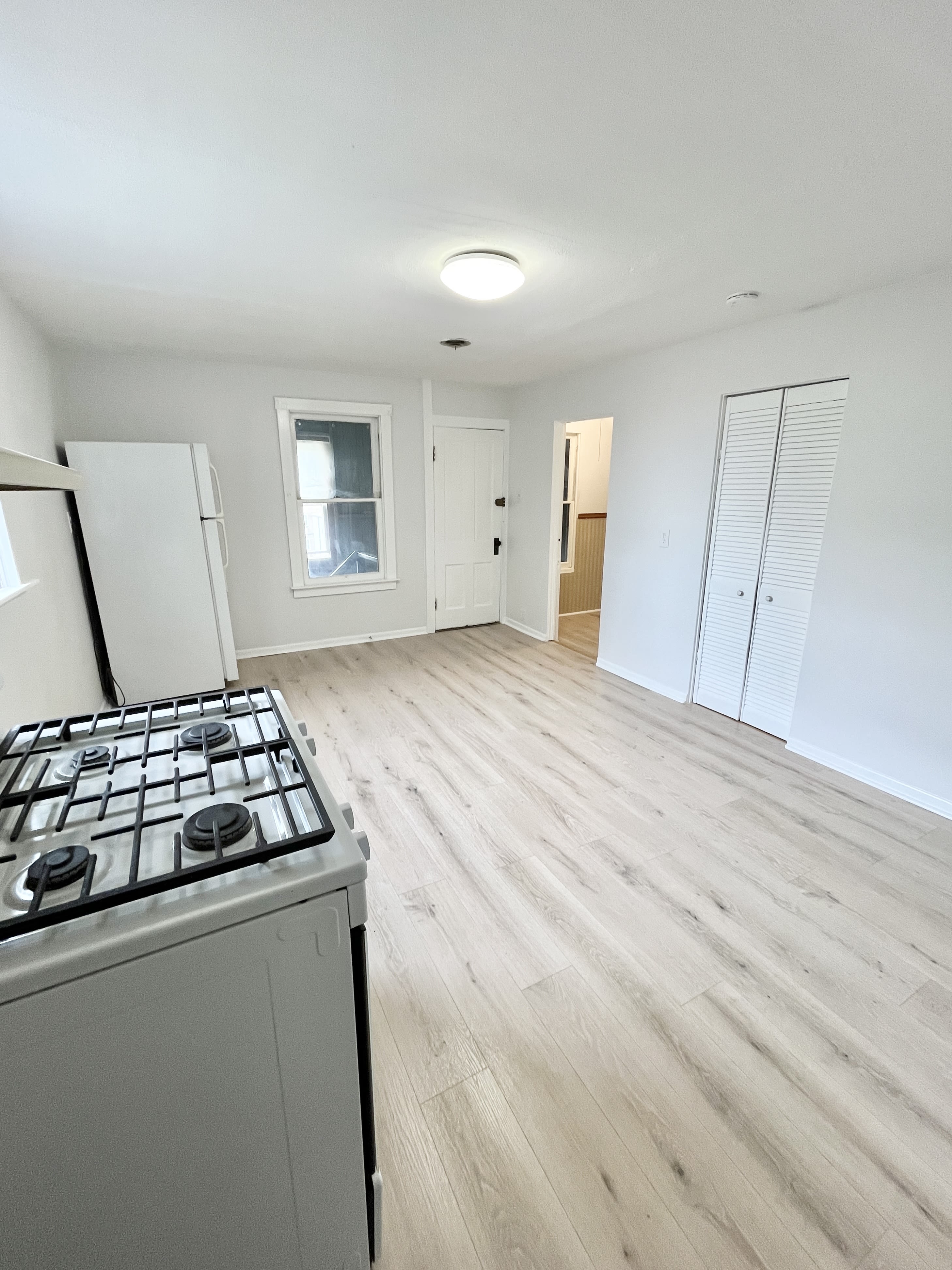 3609 N Kedvale Ave – photo 3