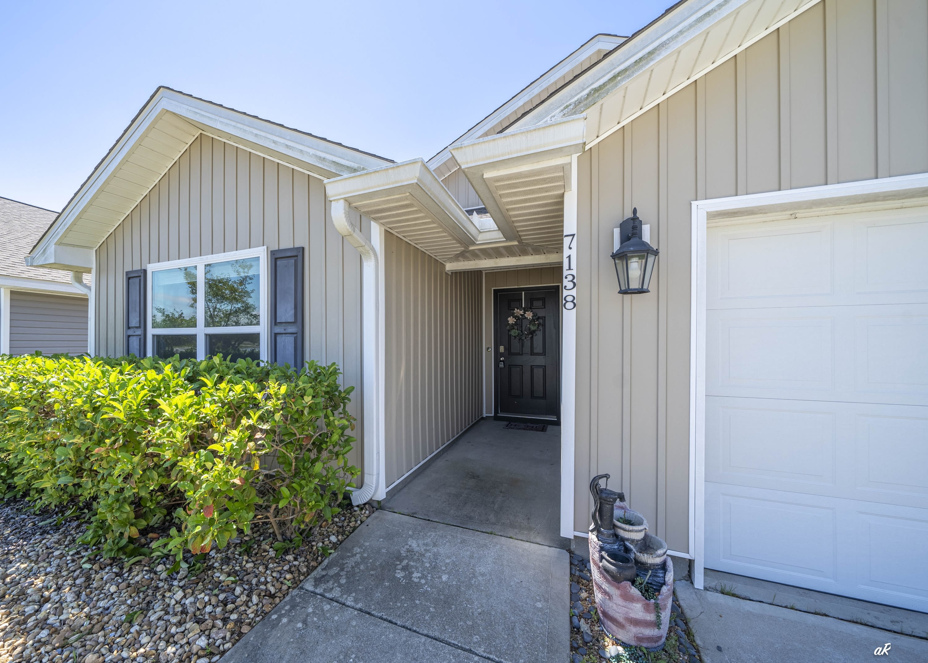 7138 Hatteras Boulevard – photo 2