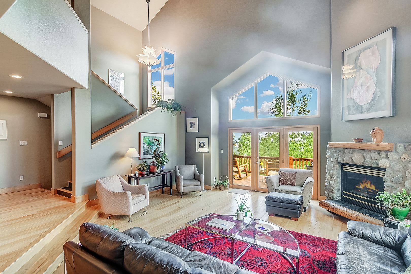 Year lease! Garage! Beautiful views! Great Decks! – photo 5