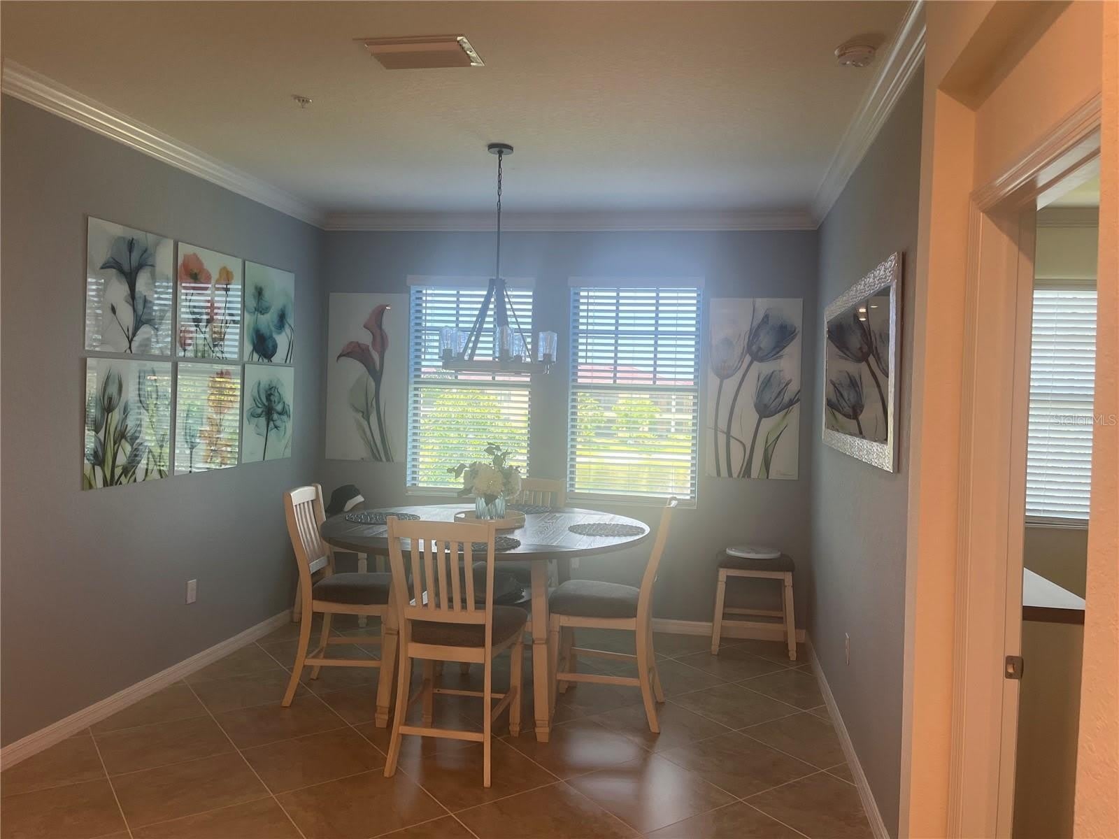 10054 CROOKED CREEK Drive – photo 5