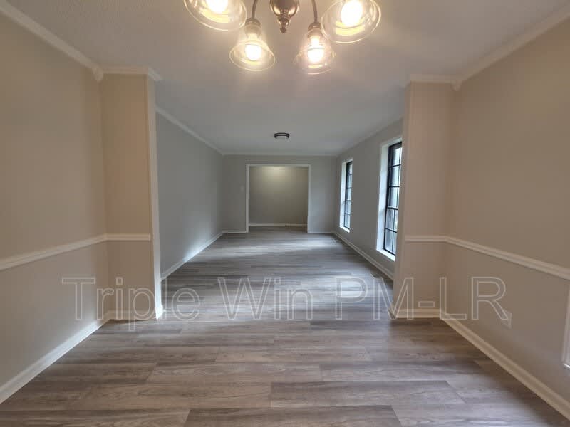 12320 Shawnee Forest Drive – photo 4