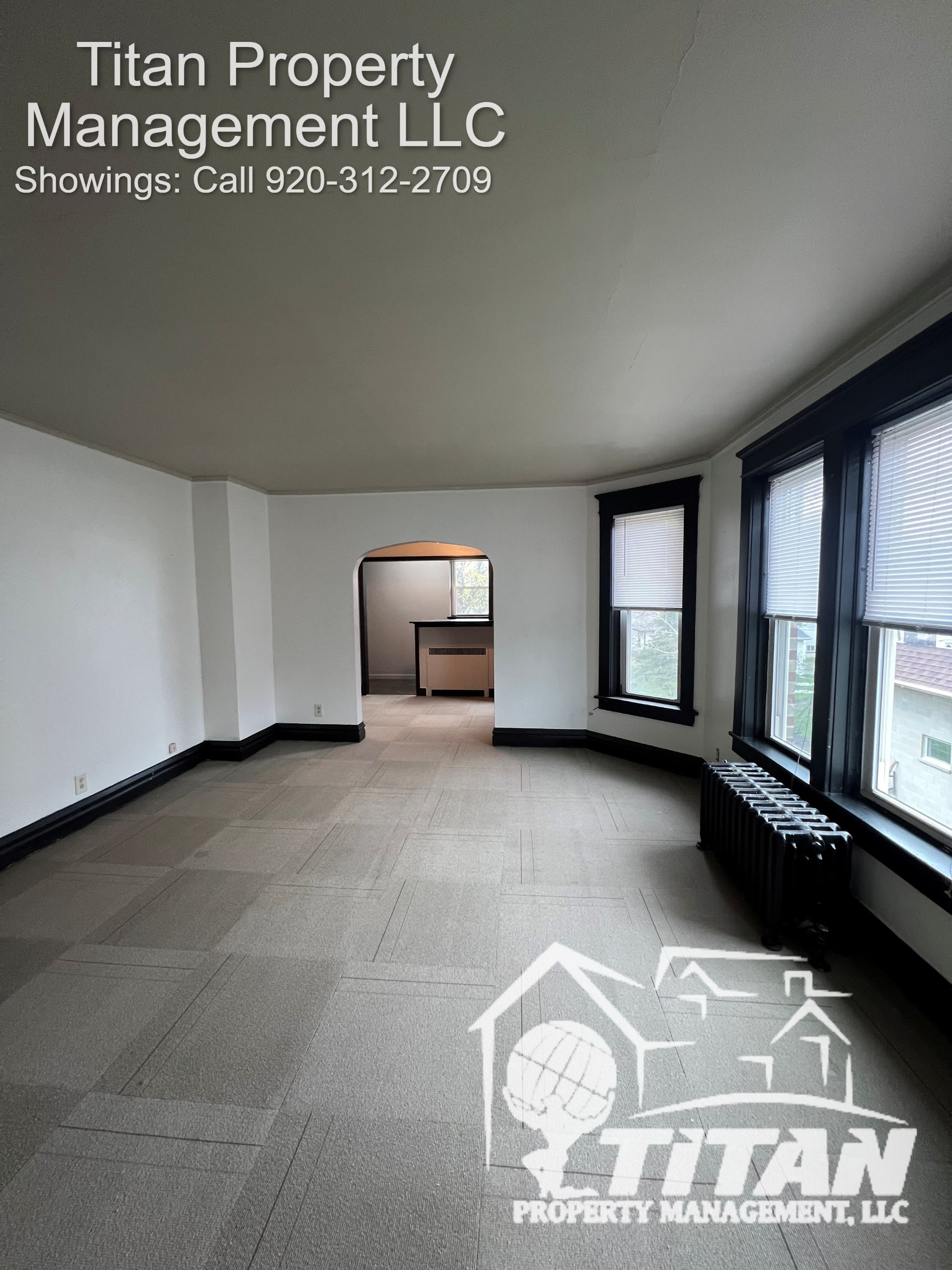 343 East Division Street – photo 3