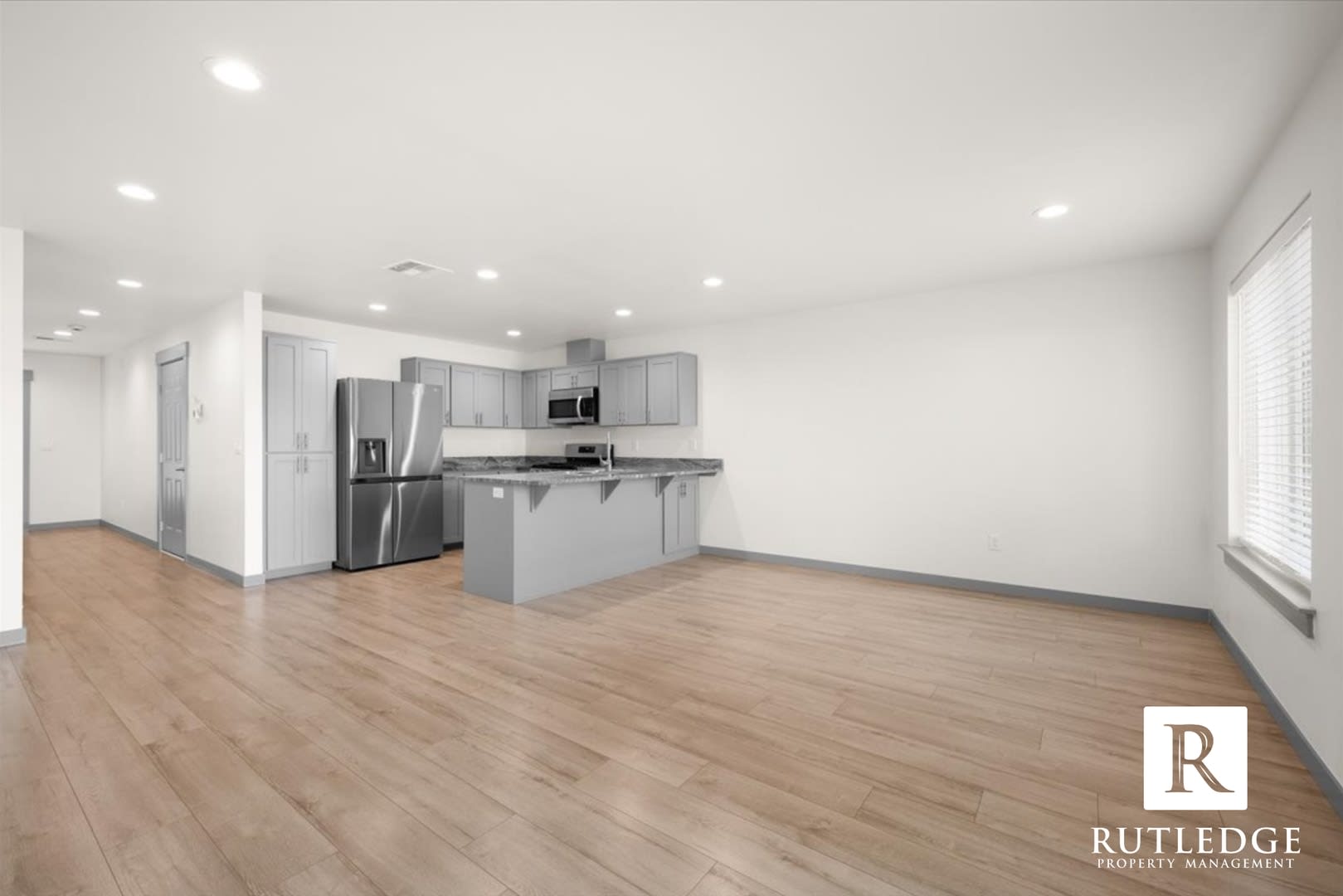 Gorgeous Brand New 3 Bedroom Townhome In Eagle Point – photo 5