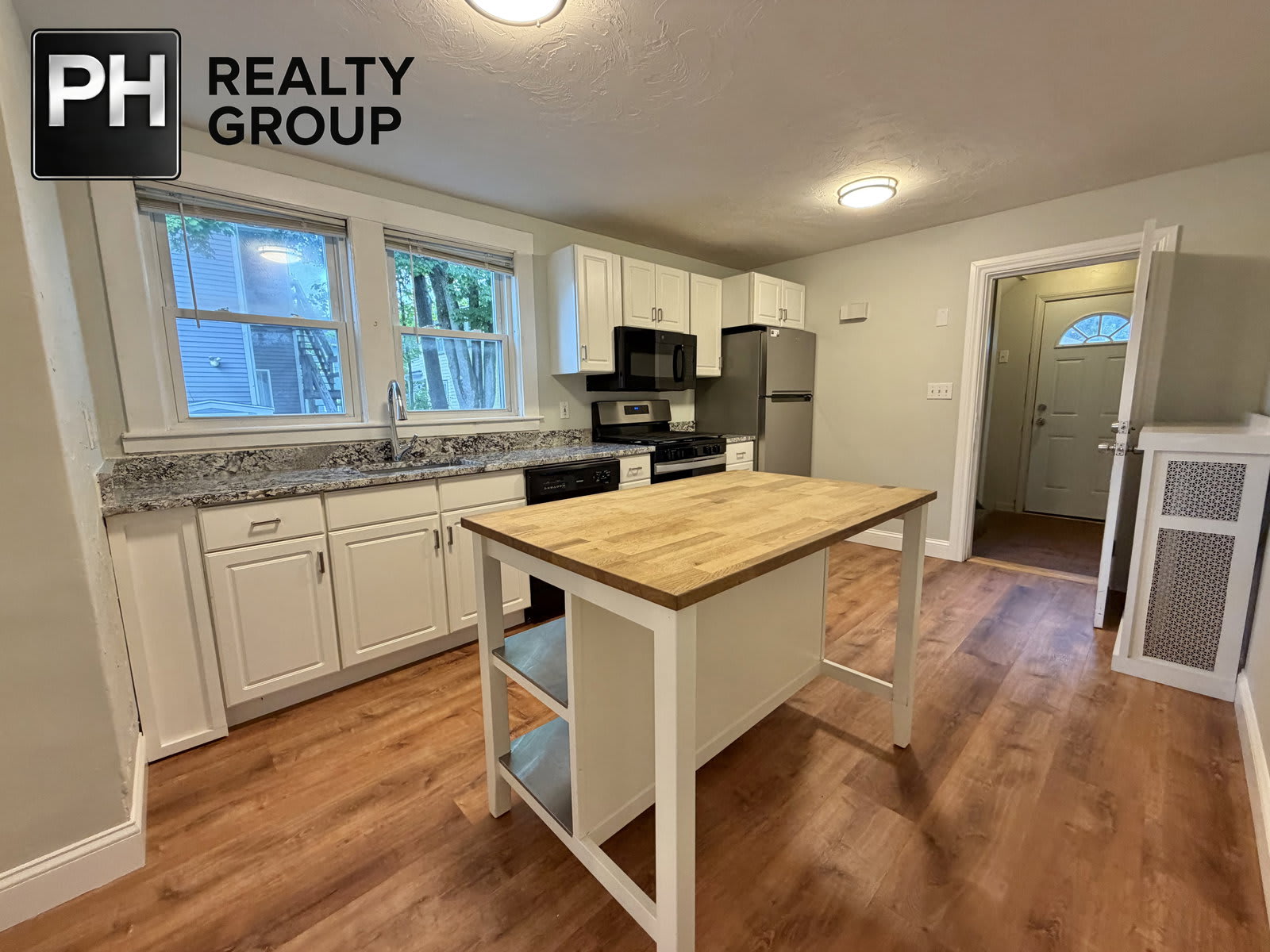 61 Newell Road – photo 3