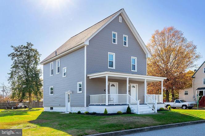418 Railroad Avenue – photo 2