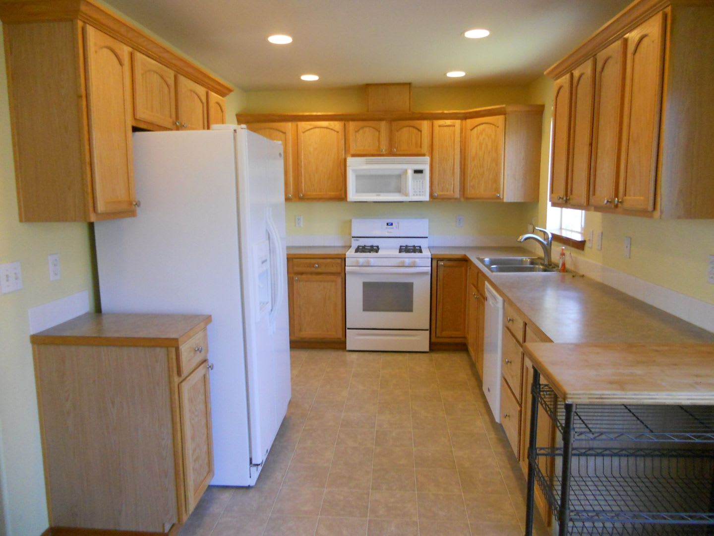 Charming Arlington Home with Spacious 3-Car Garage – photo 5