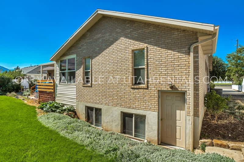 1352 N 1000 W – photo 5