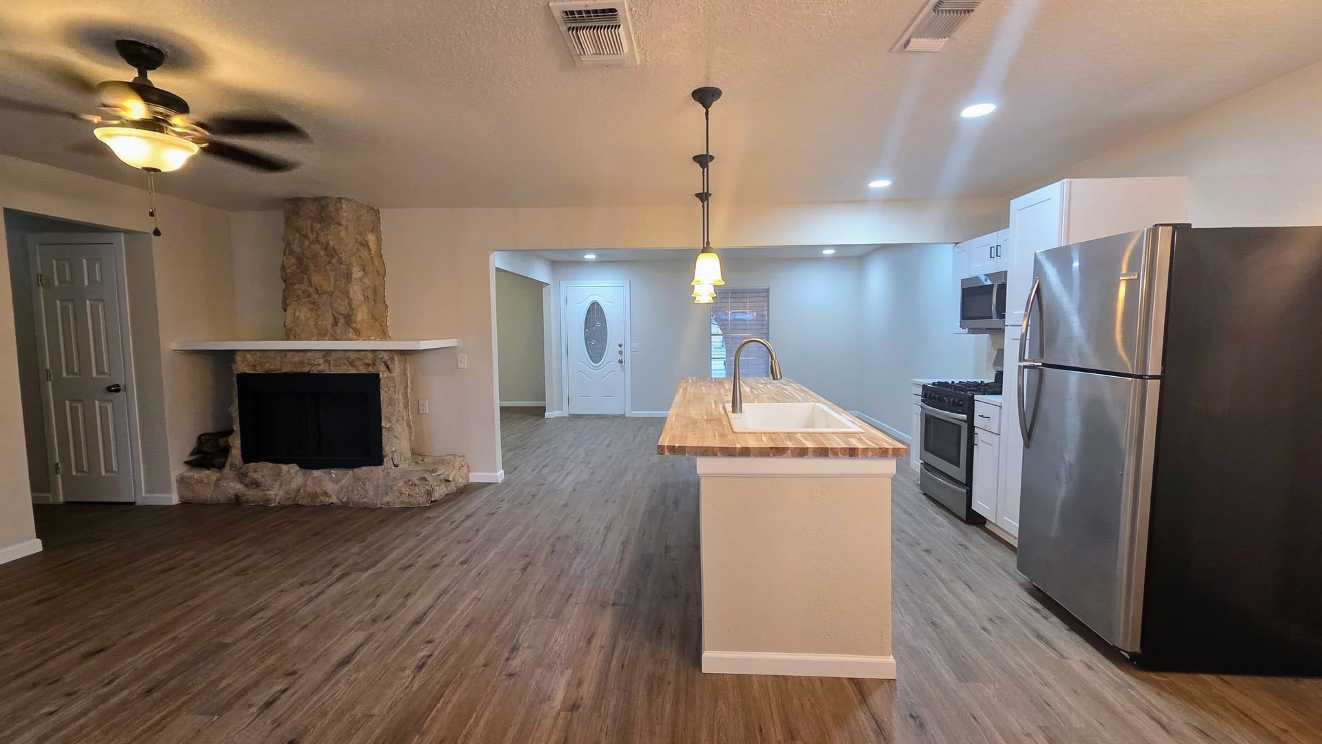 Newly Renovated Ne San Antonio 3 Bedroom Home In Established Neighborhood You Do Not Want To Miss This One – photo 5