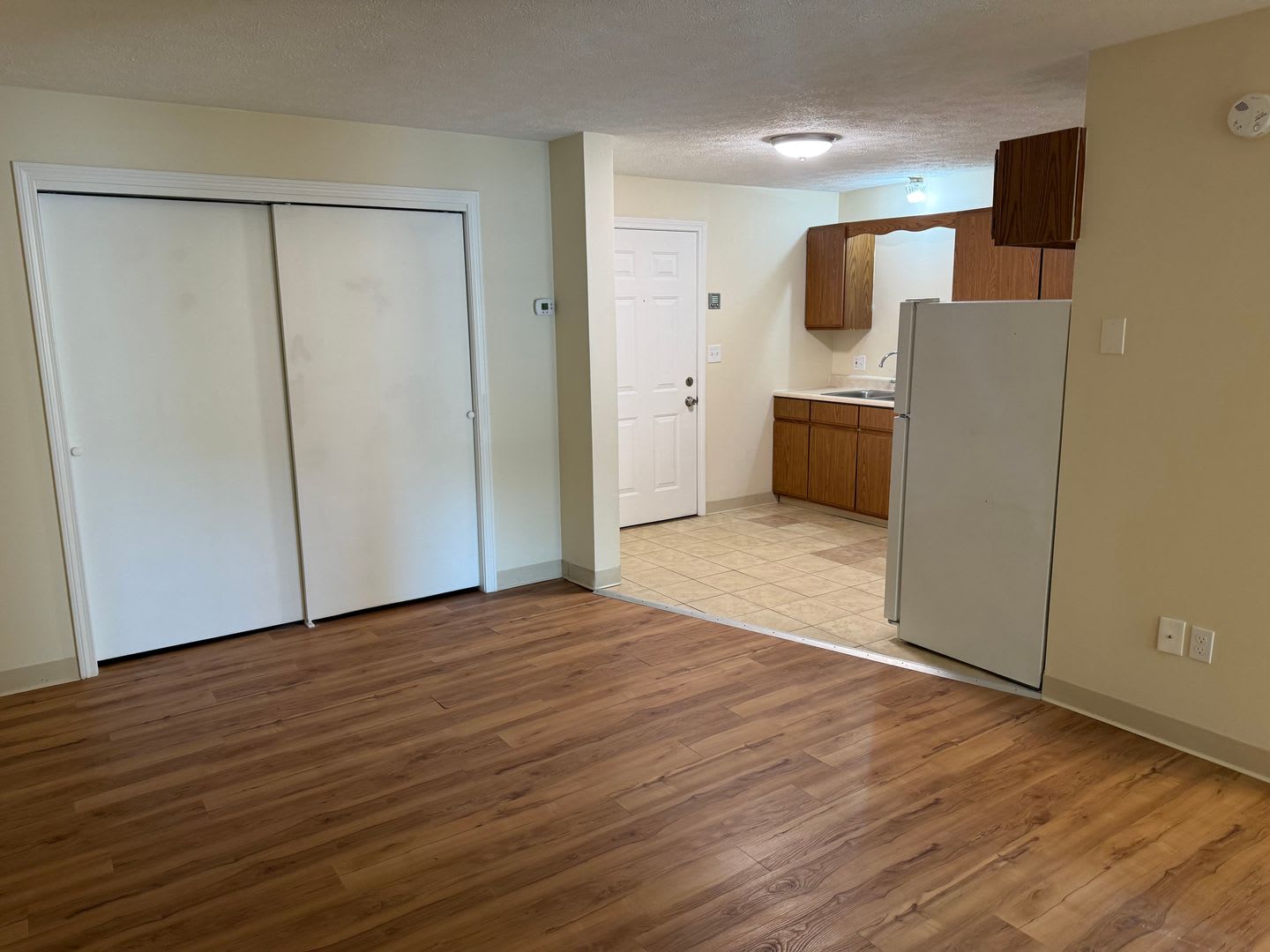106 Granite St – photo 3