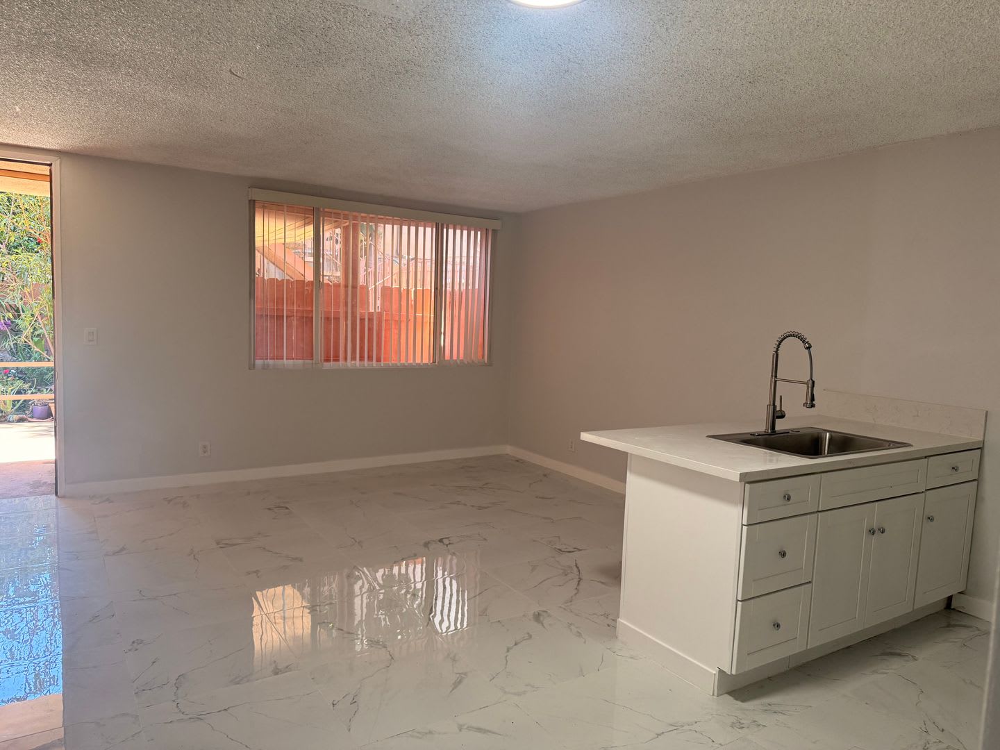 Palm Crest – photo 1