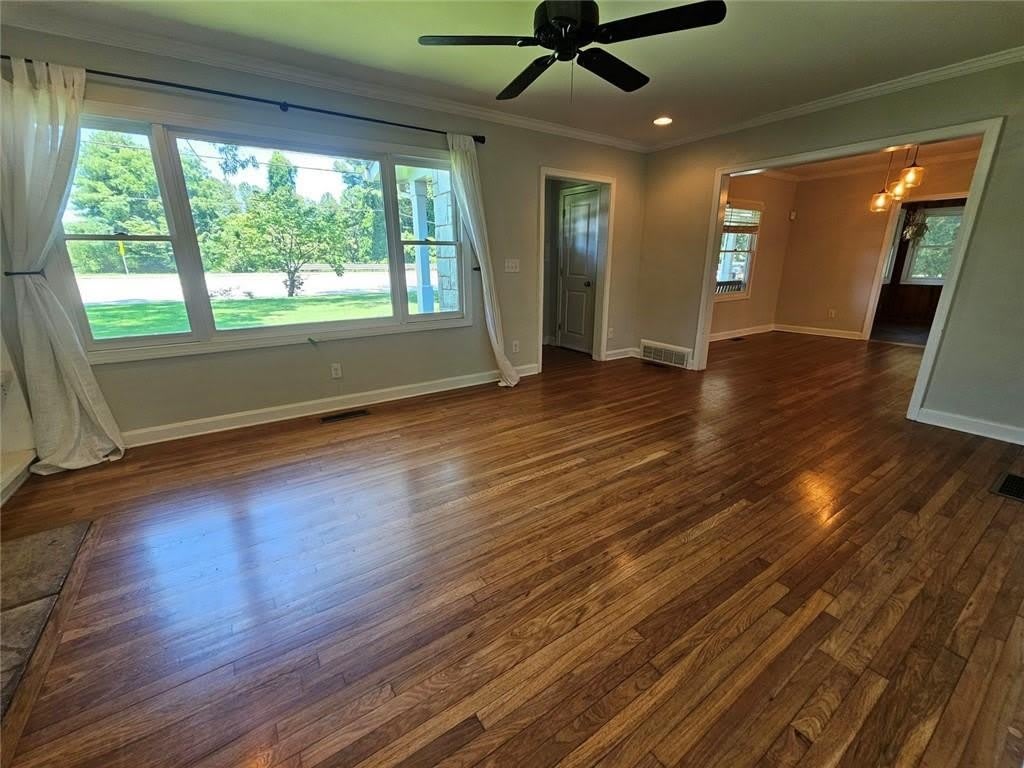 3293 Covington Highway – photo 5