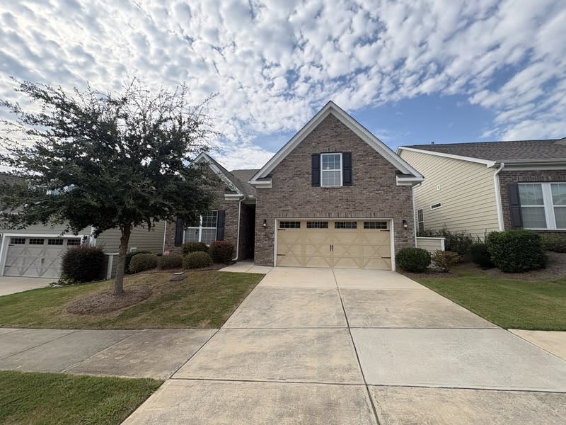 676 Scarlet Baby Dr – photo 1