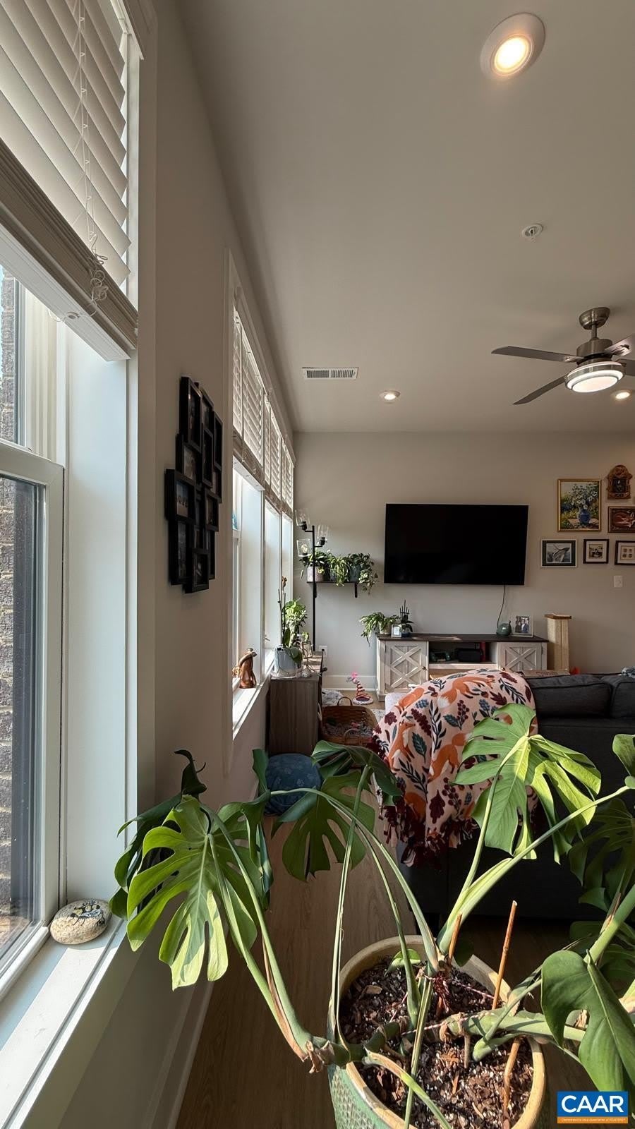 676 Noush Ct – photo 3