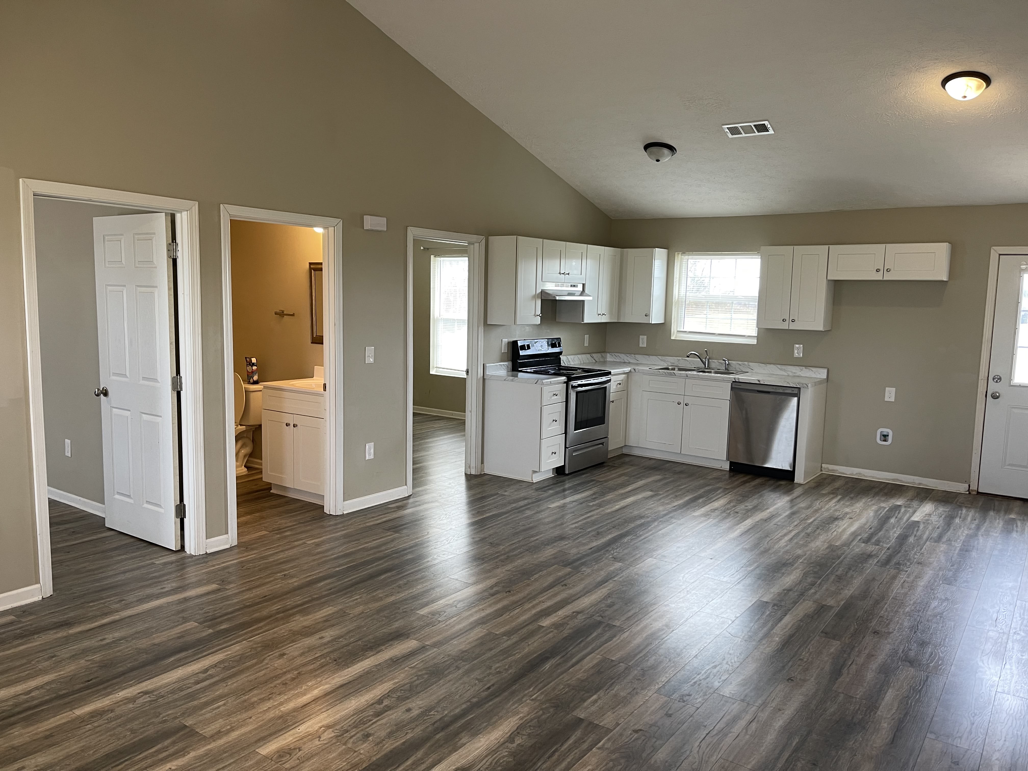 1442 Quarles Rd – photo 5