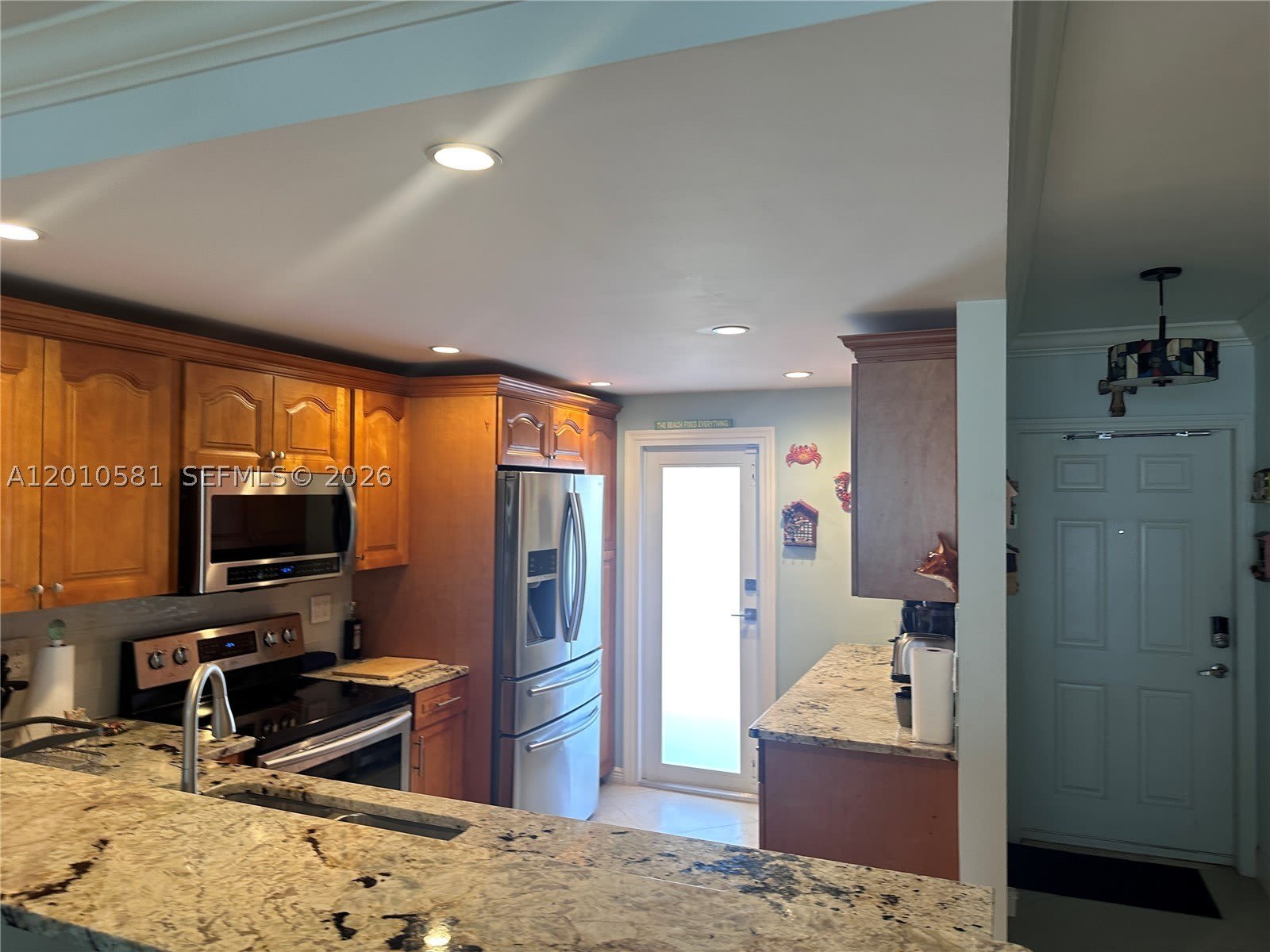 750 N Ocean Blvd – photo 4