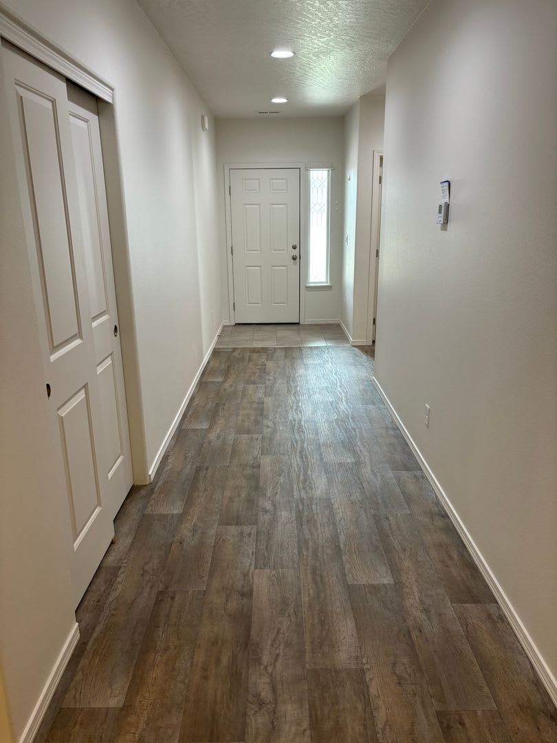 Single Level Post Falls Home App 233 – photo 3