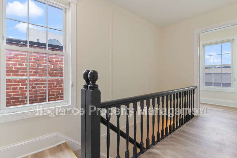 1506 B Mt Vernon Ave – photo 5
