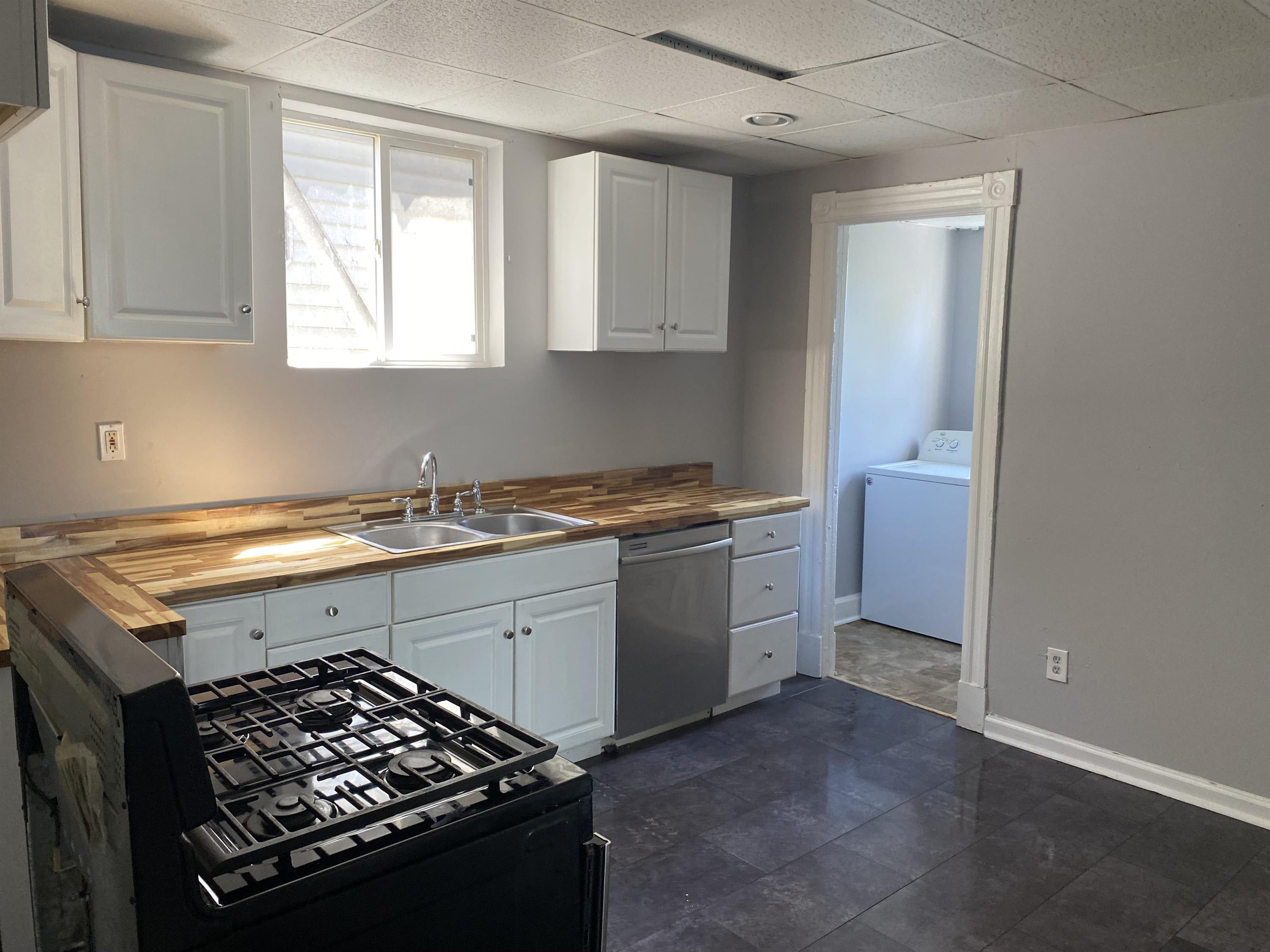 381 5th Avenue – photo 3