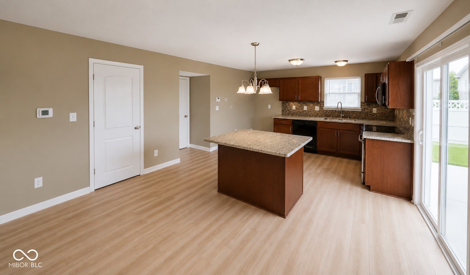 6245 Emerald Lake Court – photo 4