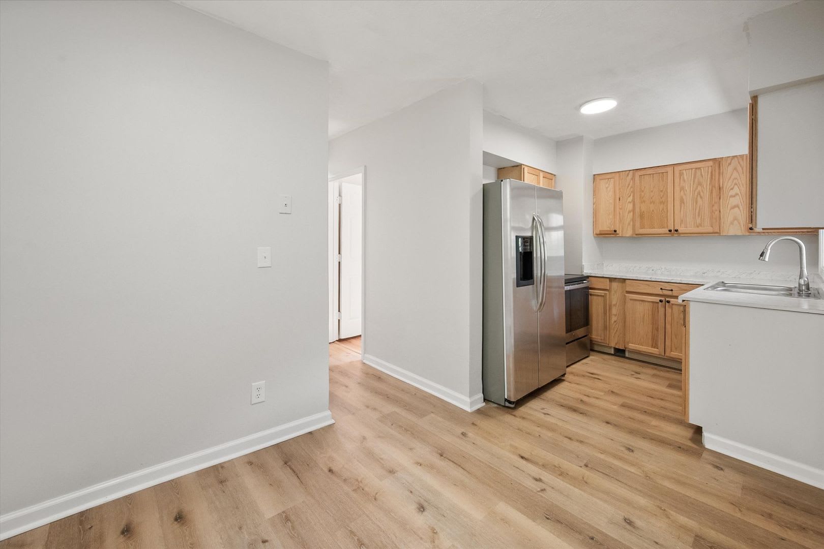 Recently Renovated apartment! – photo 5