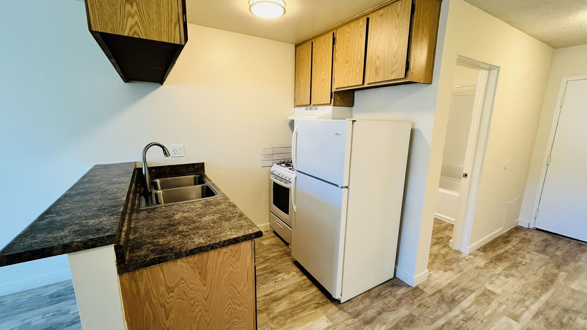10075 Tujunga Canyon Boulevard – photo 2
