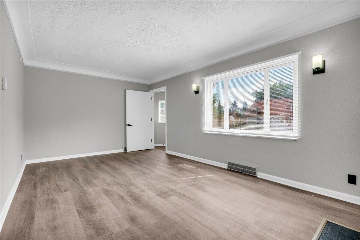 16639 Ward Street – photo 3