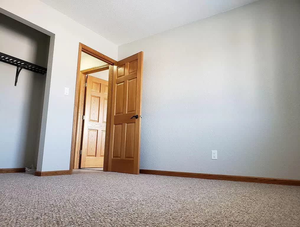119 1St Avenue Northeast – photo 5